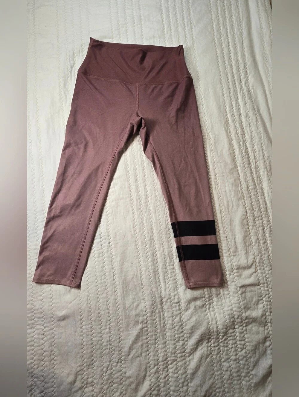 ALO Yoga Mauve Crop Leggings with Black Knee Stripes